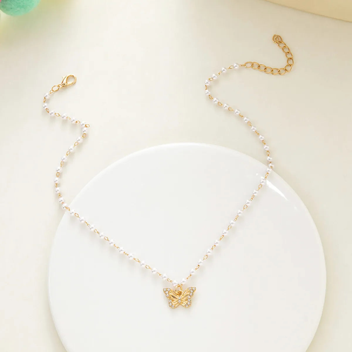 Fashion Butterfly Imitation Pearl Alloy Diamond Necklace