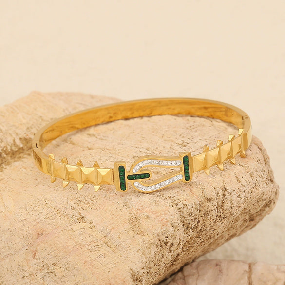 Fashion Butterfly Stainless Steel Bracelet With Electroplating Treatment