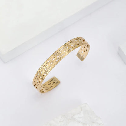 Fashion C Shape Stainless Steel Hollow Out Bangle