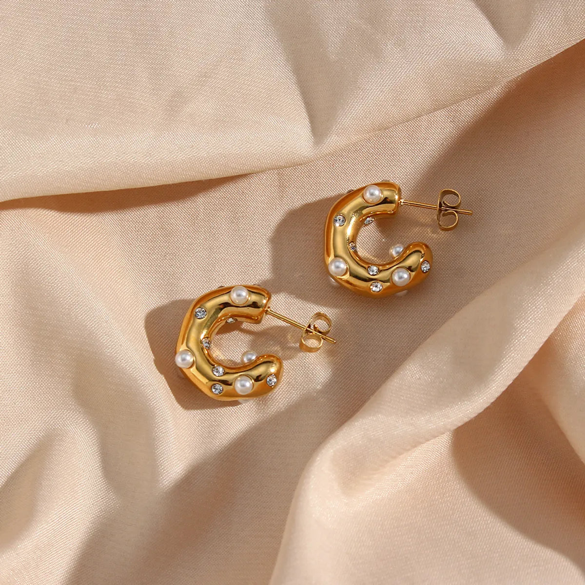 Fashion C Shape Gold Plated Stainless Steel Pearl Ear Studs