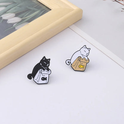 Fashion Cat Alloy Stoving Varnish Unisex Brooches