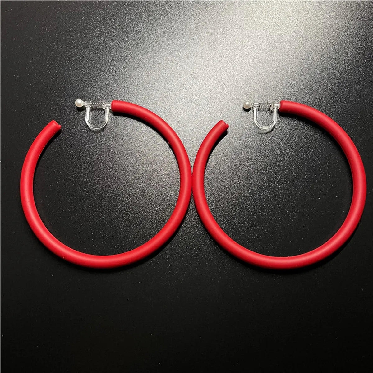 Fashion Circle Arylic Alloy Spray Paint Ear Clips Earrings