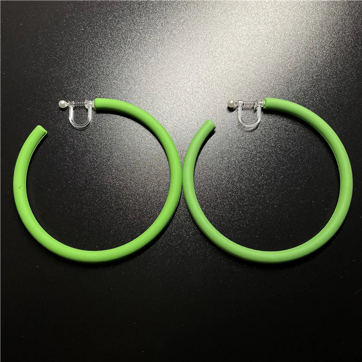 Fashion Circle Arylic Alloy Spray Paint Ear Clips Earrings