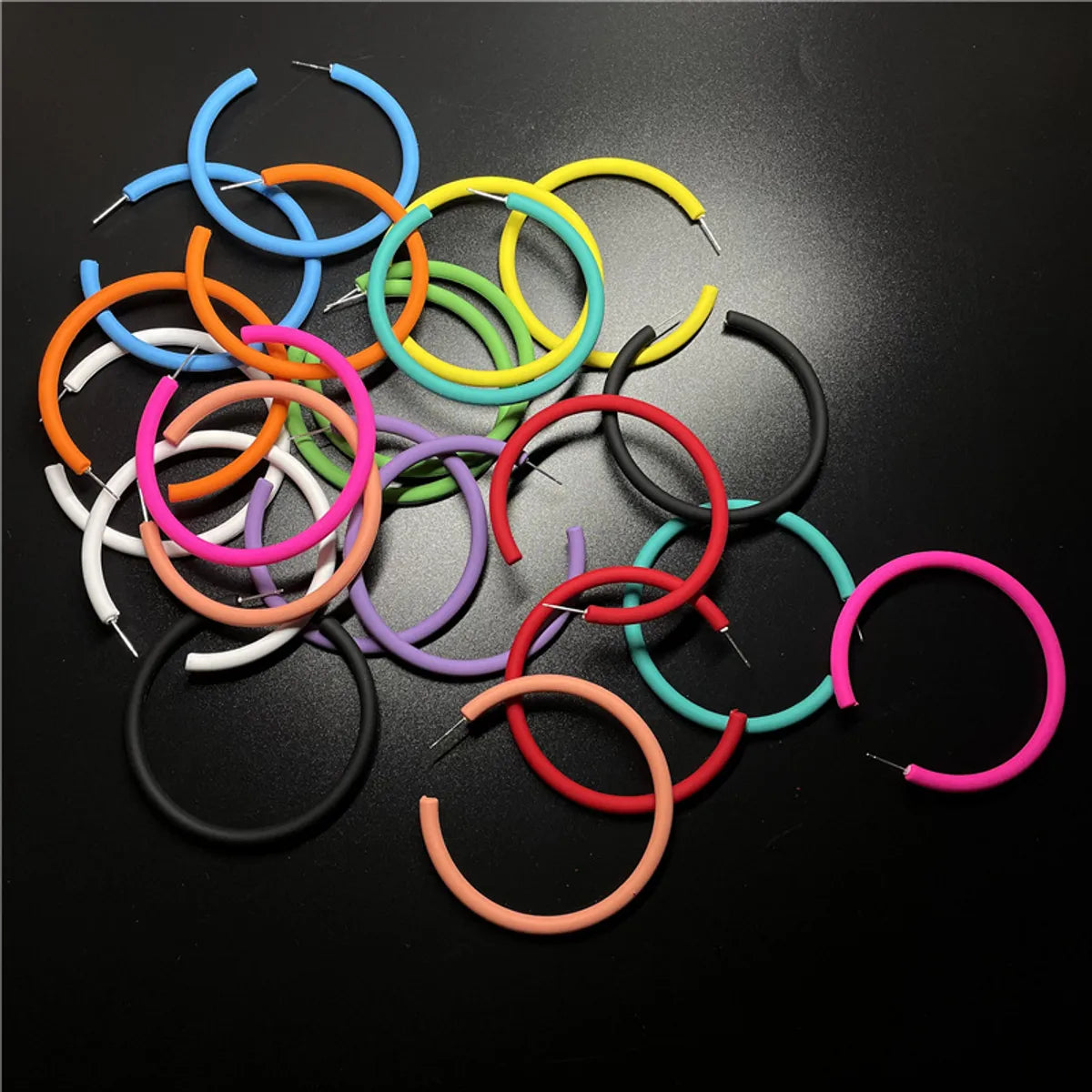 Fashion Circle Arylic Alloy Spray Paint Ear Clips Earrings