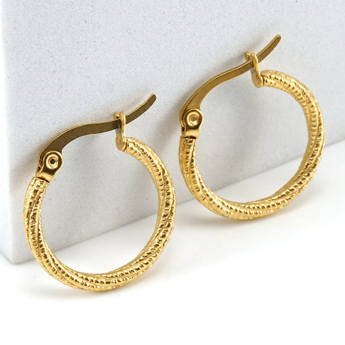 Fashion Circle Stainless Steel Hoop Earrings Gold Plated Stainless Steel Earrings