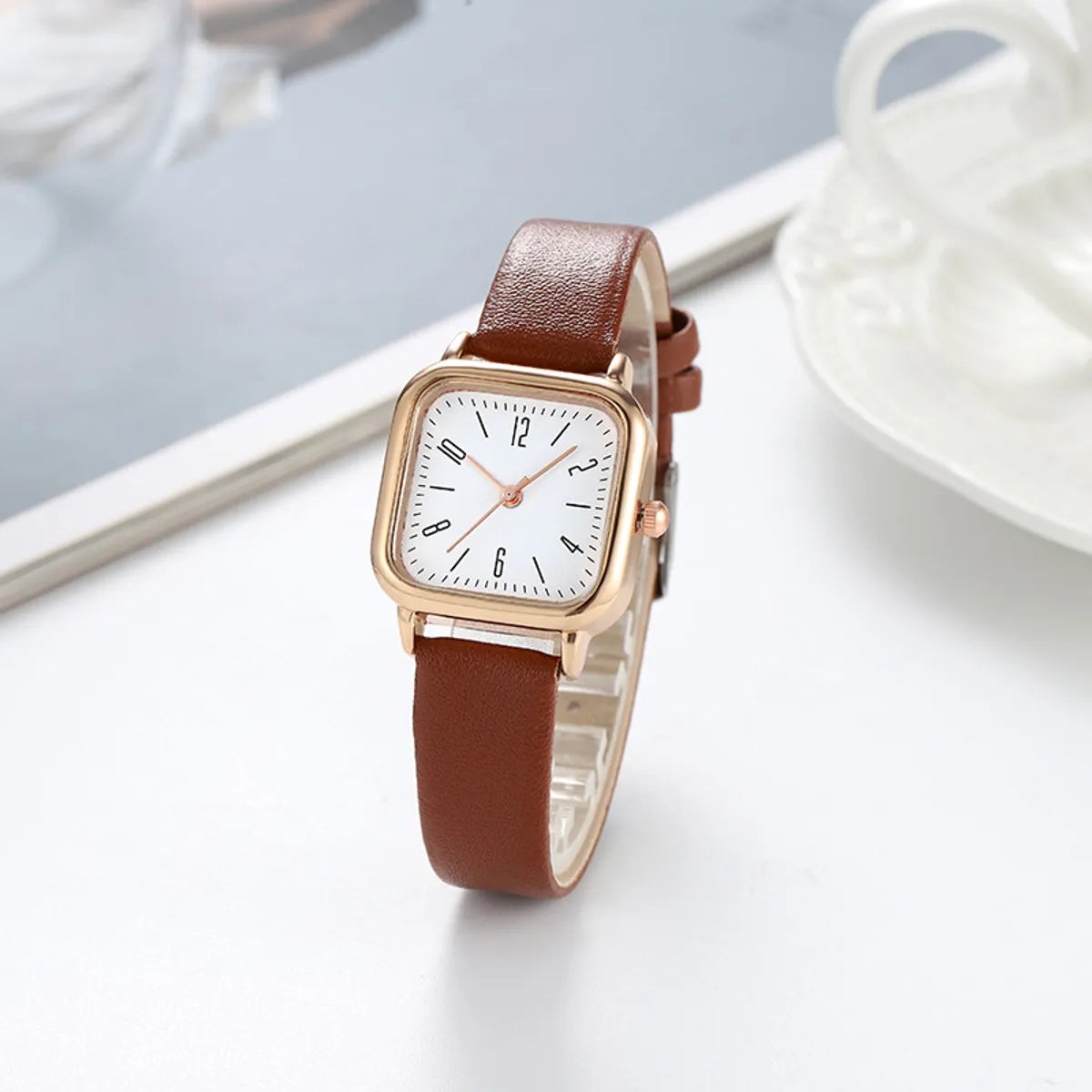 Fashion Color Block Buckle Quartz Women'S Watches