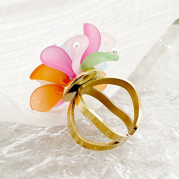 Fashion Commuter Personality Trend Stainless Steel Electroplated Pearl Color Flower Open Ring For Women Geometric Design