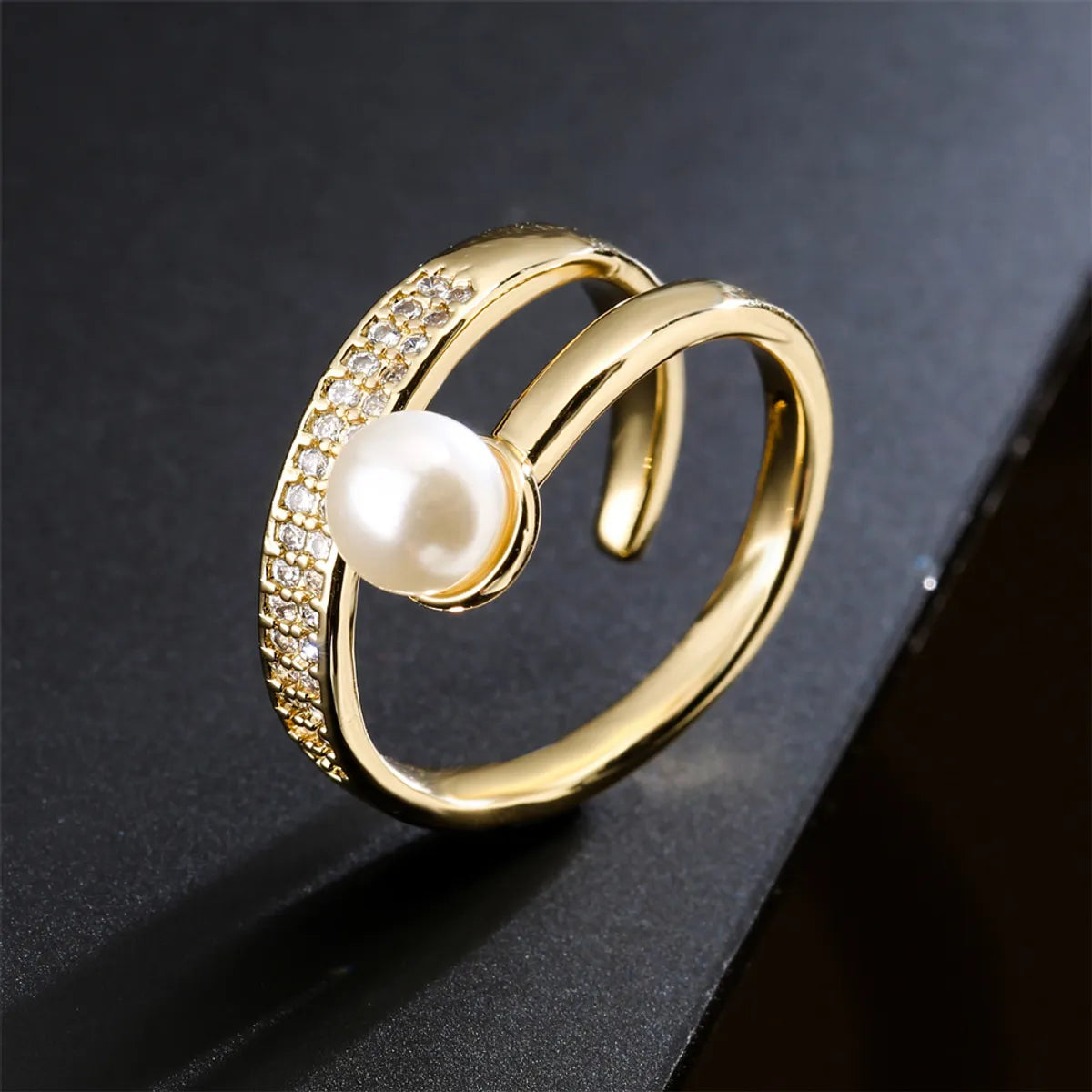 Fashion Copper Micro-set Zircon Plated 18k Gold Pearl Geometric Open Ring