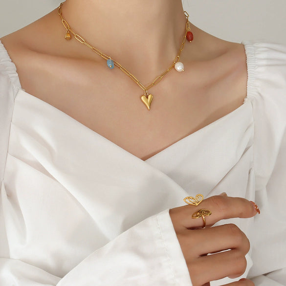 Fashion Creative Niche Personality All Match Necklace With Freshwater Pearl Gold Plated Peach Heart Mixed Gem Inlay And Titanium Steel
