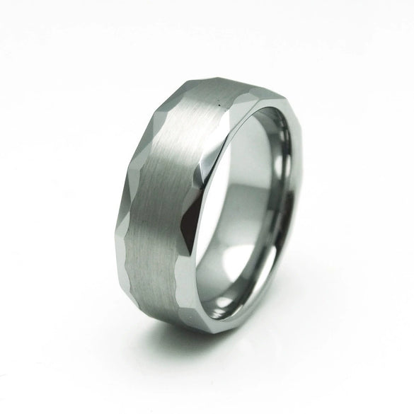 Fashion Creative Silver Triangle Trimming Stainless Steel Ring