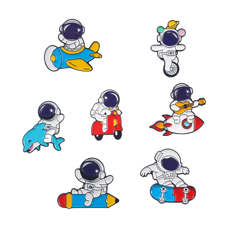 Fashion Creative Universe Astronaut Cartoon Alloy Brooch