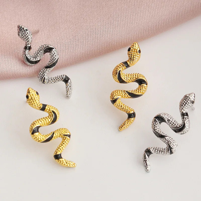 Fashion Curved Snake Alloy Earrings