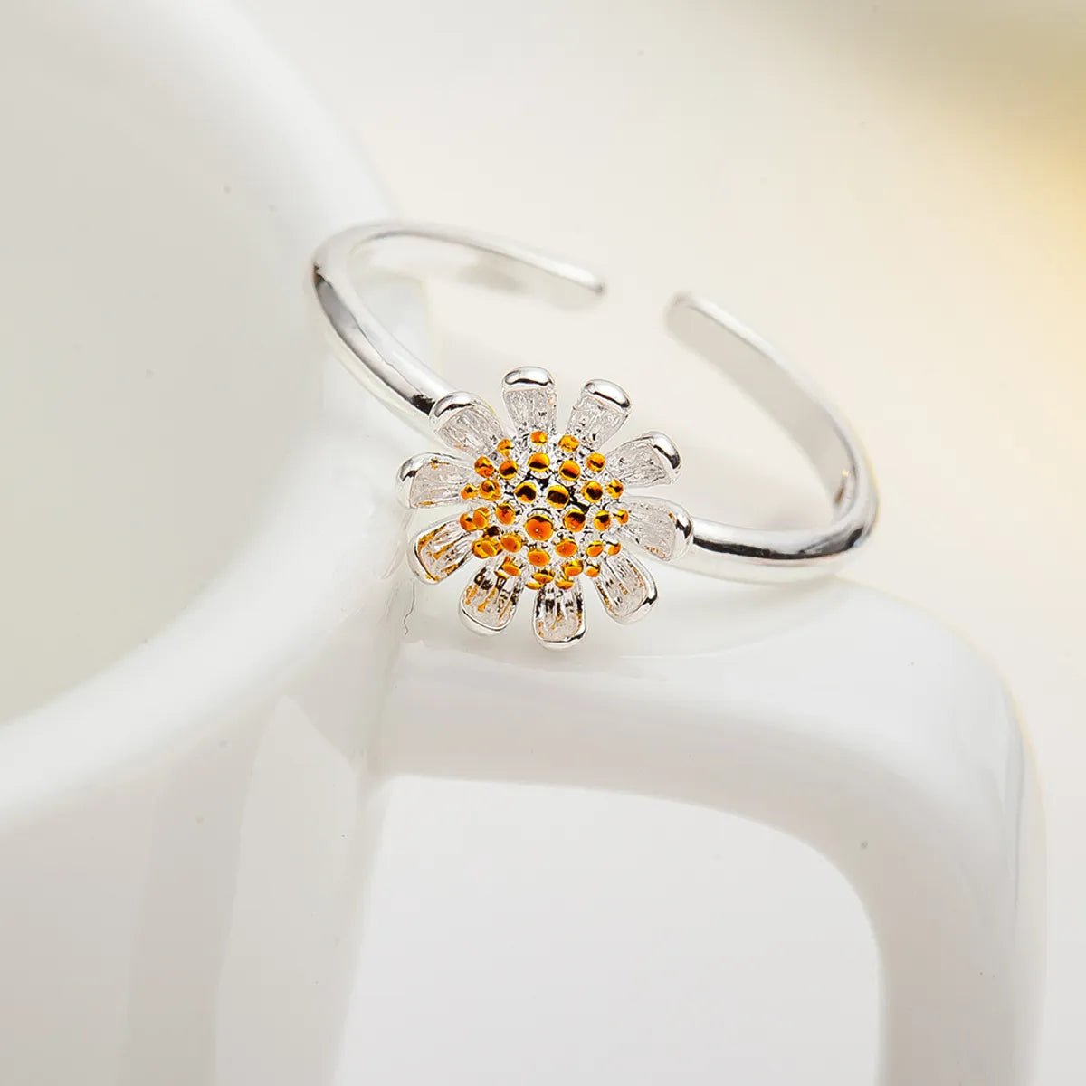 Fashion Daisy Open Ring