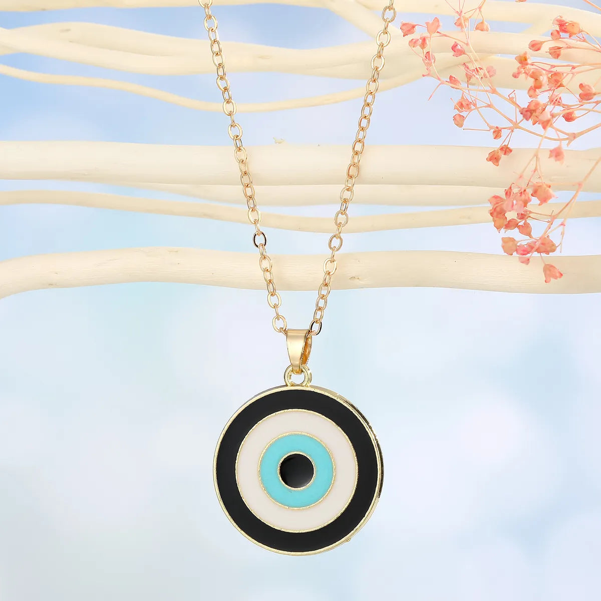 Fashion Demon Eye Pendant Necklace