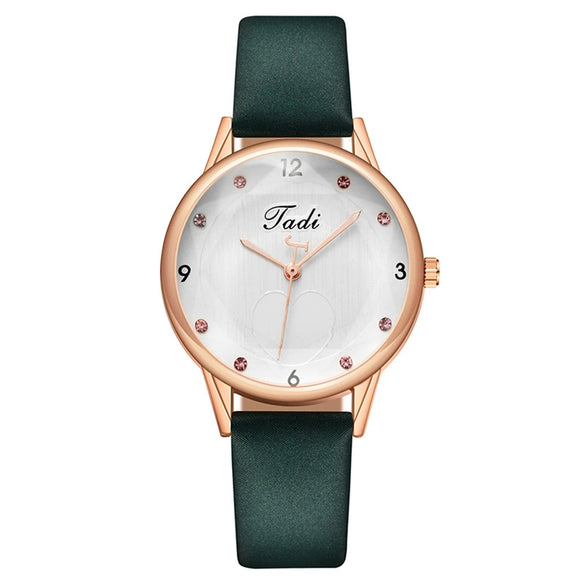 Fashion Diamond Heart Women's Quartz Watch With Imitation Leather Strap And Stainless Steel Buckle