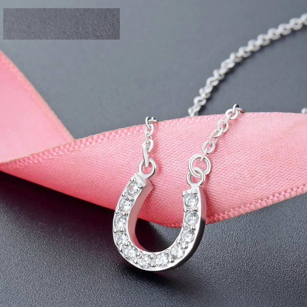 Fashion Diamond Horseshoe S925 Silver Necklace Simple Female Short Necklace Wholesale