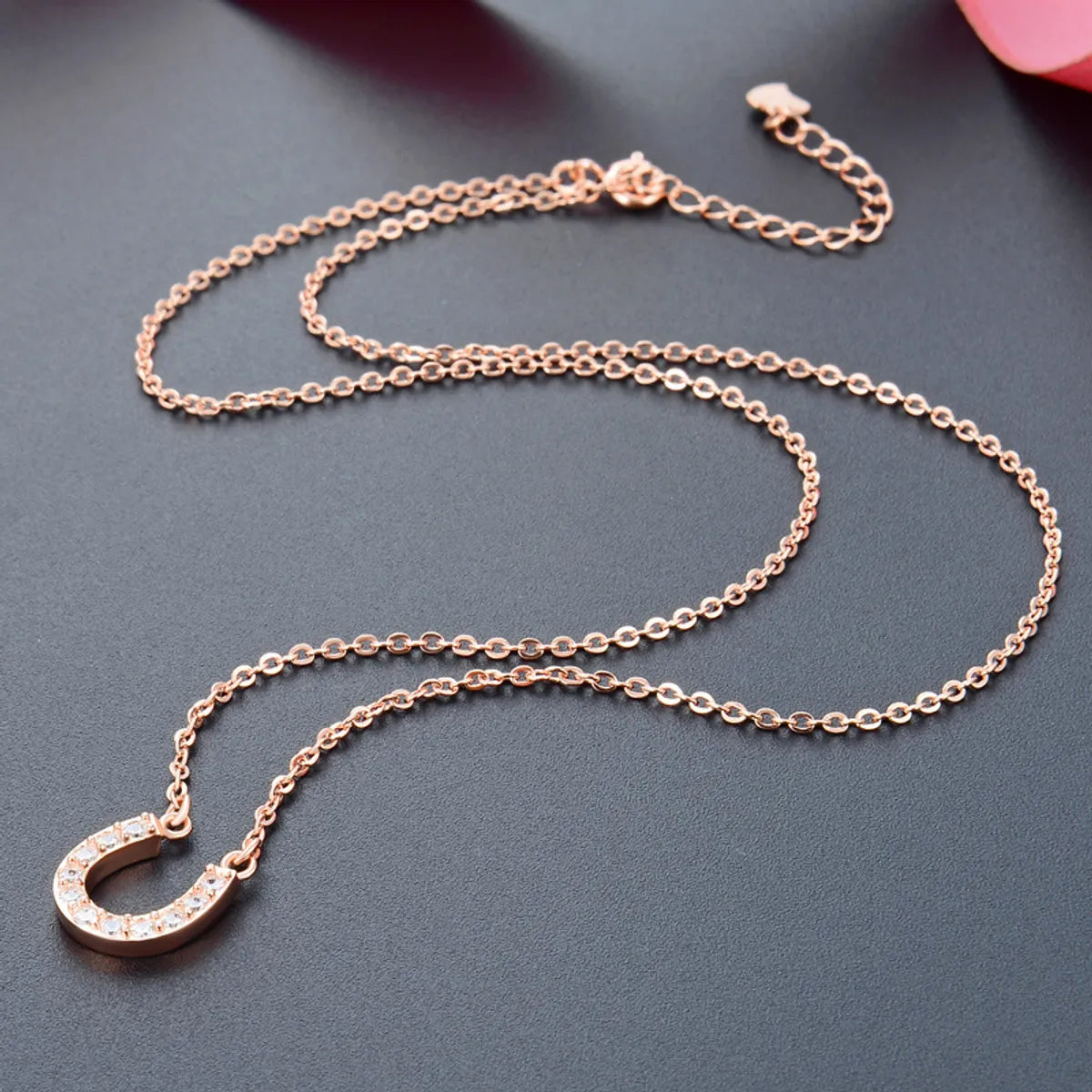 Fashion Diamond Horseshoe S925 Silver Necklace Simple Female Short Necklace Wholesale