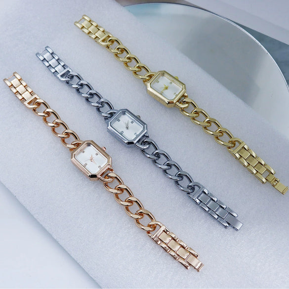 Fashion Diamondencrusted Square Twist Women's Alloy Watch
