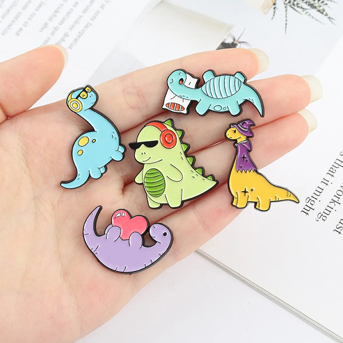 Fashion Dinosaur Alloy Plating Unisex Brooches