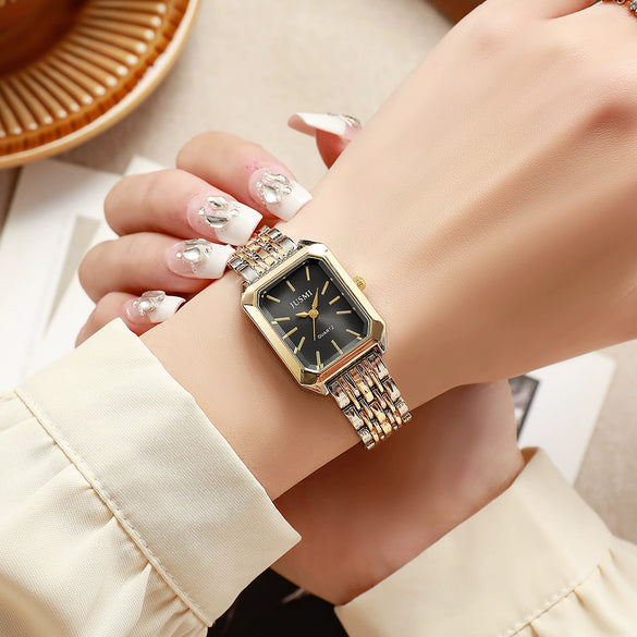 Fashion Distinctive Alloy And Stainless Steel Square Quartz Watch For Women Students