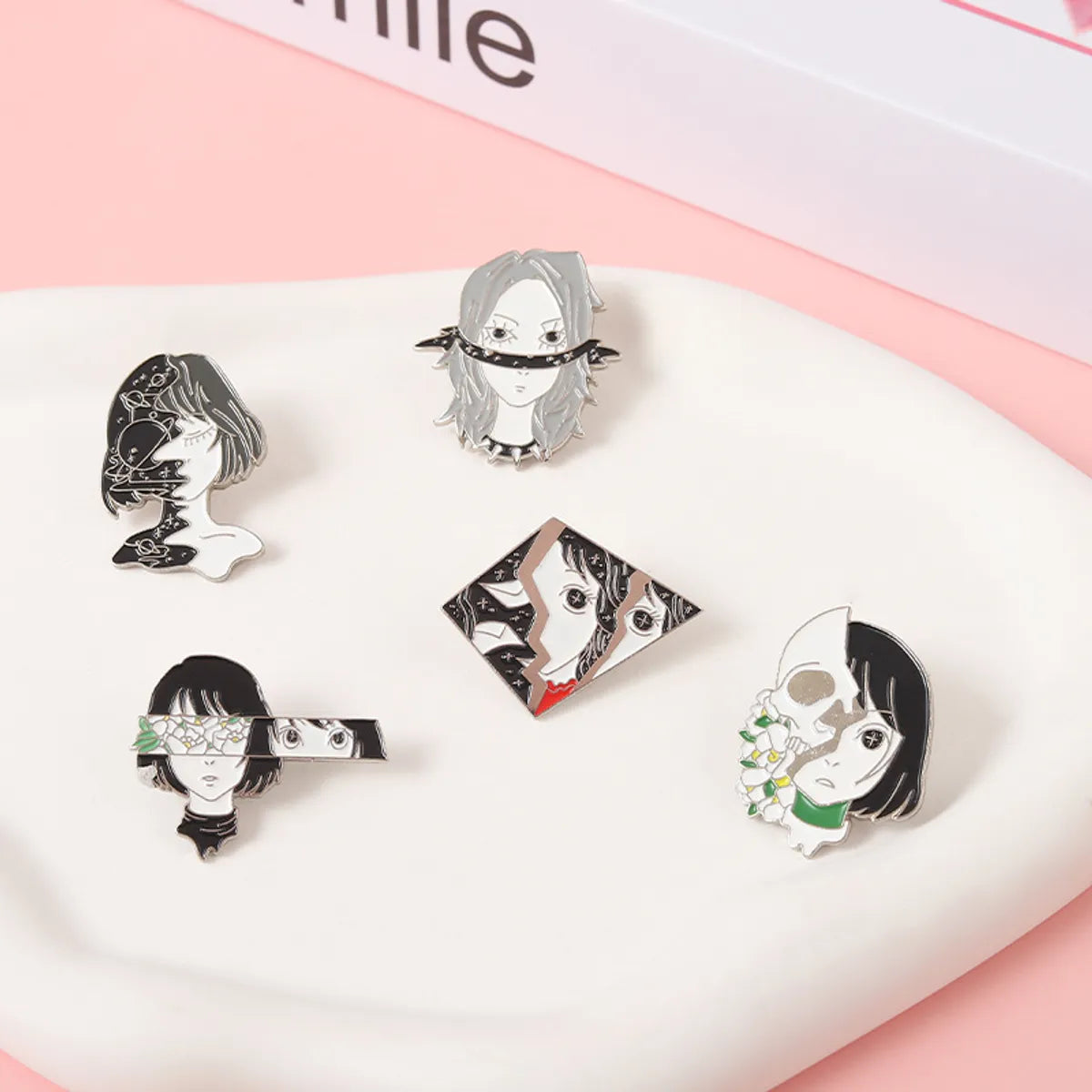 Fashion Doll Alloy Plating Unisex Brooches