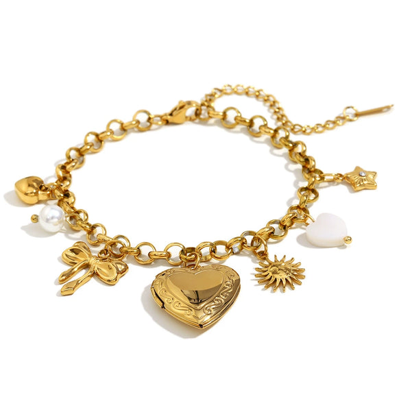 Fashion Elegant Light Luxury Hand Jewelry Stainless Steel 18K Gold Plated Love Heart Shape Butterfly Pendant Bracelet With Electroplating