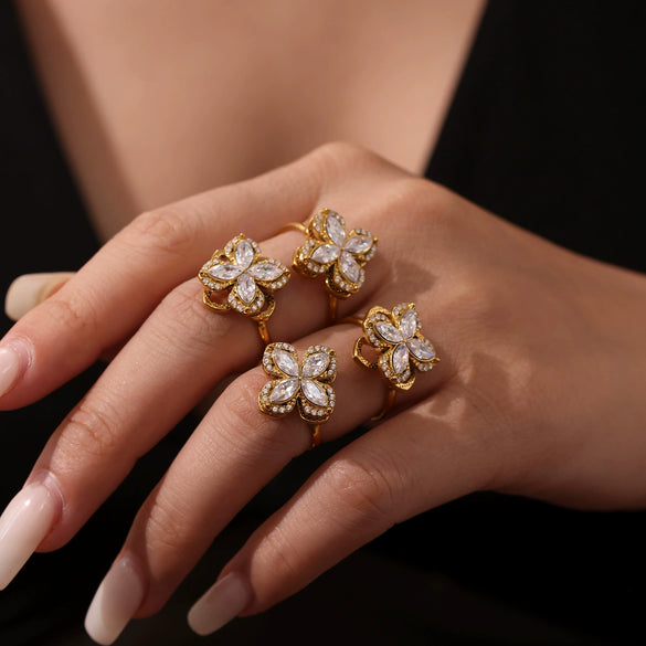 Fashion Elegant 316L Stainless Steel And 316L Stainless Steel Jewelry Set With Rotating Super Flash Zircon Fourpetal Flower Design And Electroplating For Women