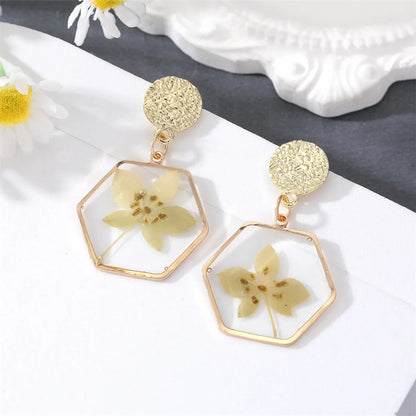 Fashion Ethnic Style Dried Flower Geometric Daisy Rose Pendant Earrings