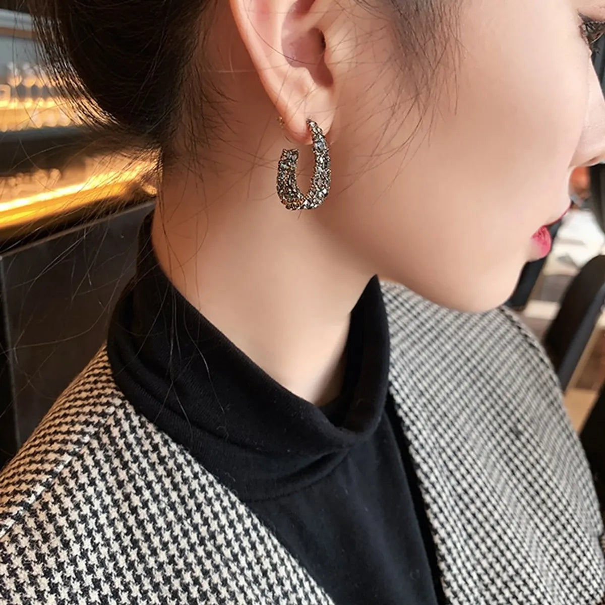 Fashion Exaggerated Arc Earrings Rhinestone Earrings