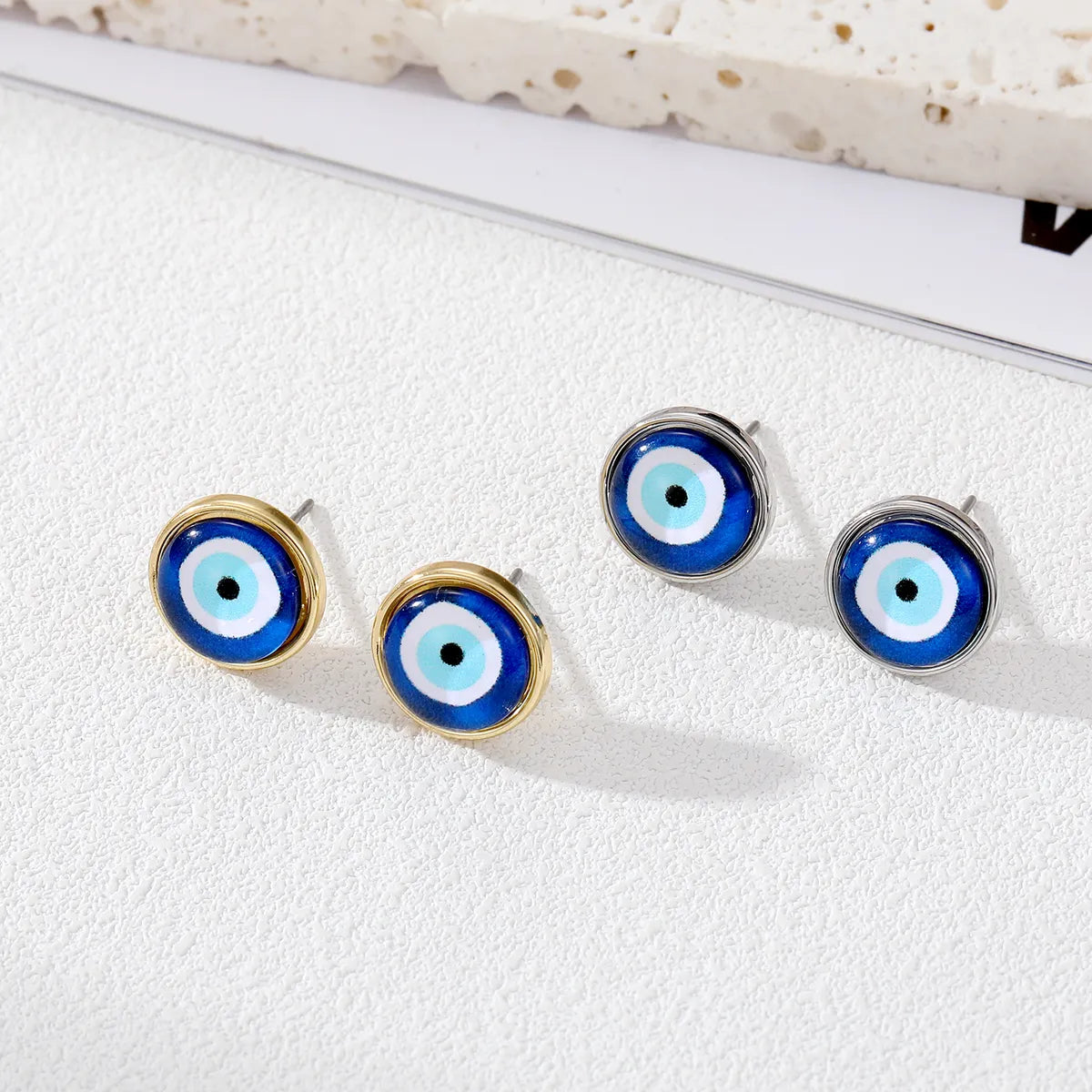 Fashion Eye Resin Women'S Ear Studs 1 Pair