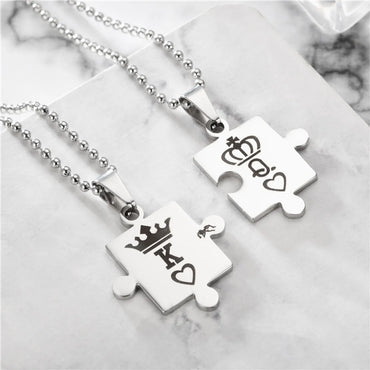 Fashion Fashion Ornament Stainless Steel Couple K Q Crown Necklace Set