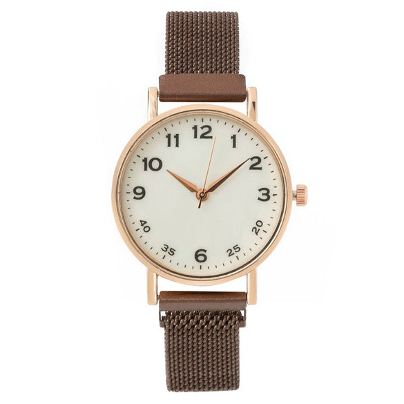 Fashion Female Quartz Watch With Metal Strap And Alloy Case