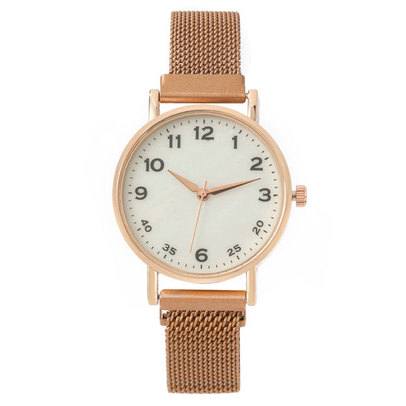 Fashion Female Quartz Watch With Metal Strap And Alloy Case