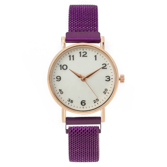 Fashion Female Quartz Watch With Metal Strap And Alloy Case
