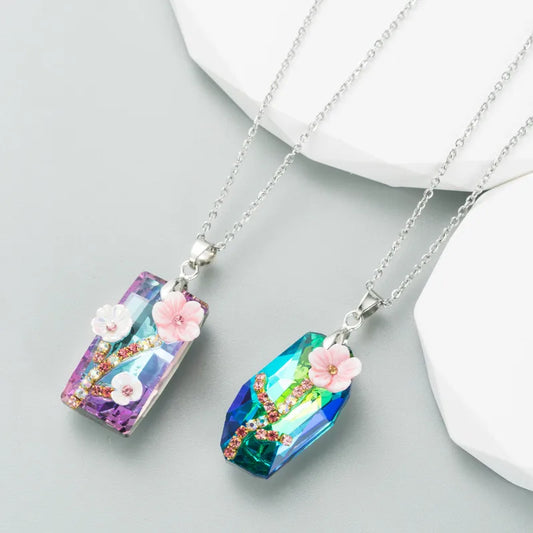 Fashion Flower Alloy Plating Rhinestones Pendant Necklace