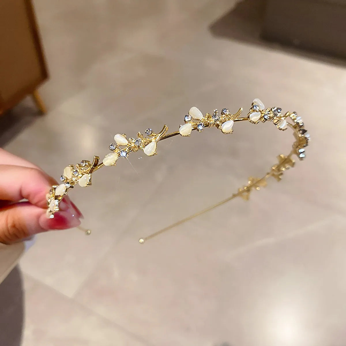 Women'S Fashion Flower Bow Knot Metal Inlay Artificial Diamond Pearl Hair Band