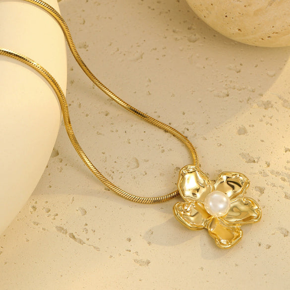 Fashion Flower Geometric Titanium Steel Stainless Steel 18K Gold Plated Necklace
