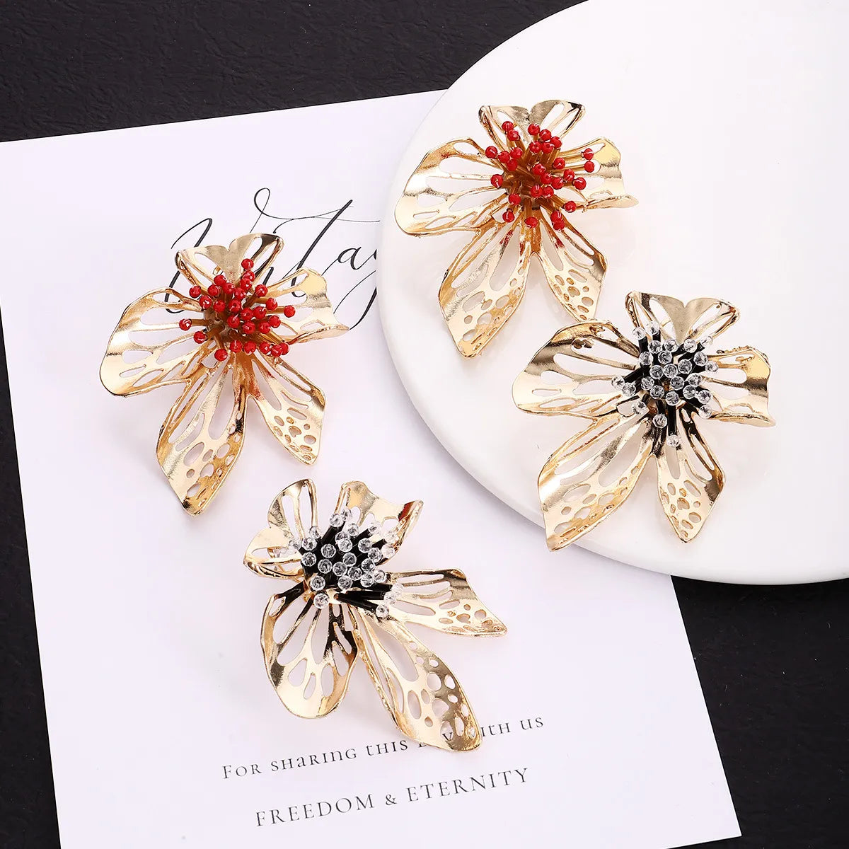 Fashion Flower Metal Plating Women's Earrings 1 Pair