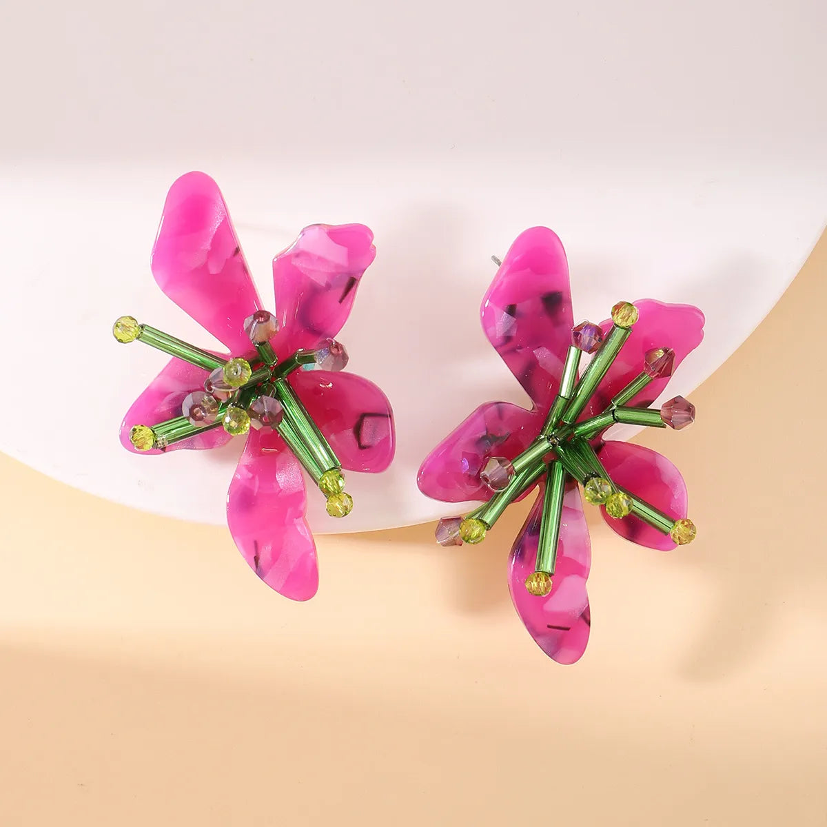 Fashion Flower Plastic Beaded Women's Ear Studs 1 Pair