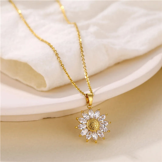 Stainless Steel Brass Fashion Inlay Flower Zircon Pendant Necklace