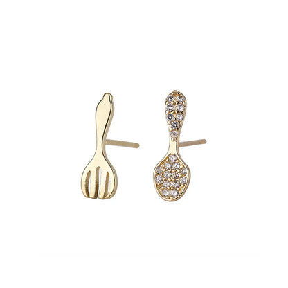 Fashion Fork Copper Inlay Zircon Ear Studs 1 Pair