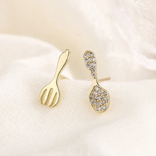 Fashion Fork Copper Inlay Zircon Ear Studs 1 Pair