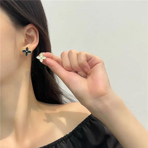 Fashion Four Leaf Clover Alloy Enamel Ear Studs