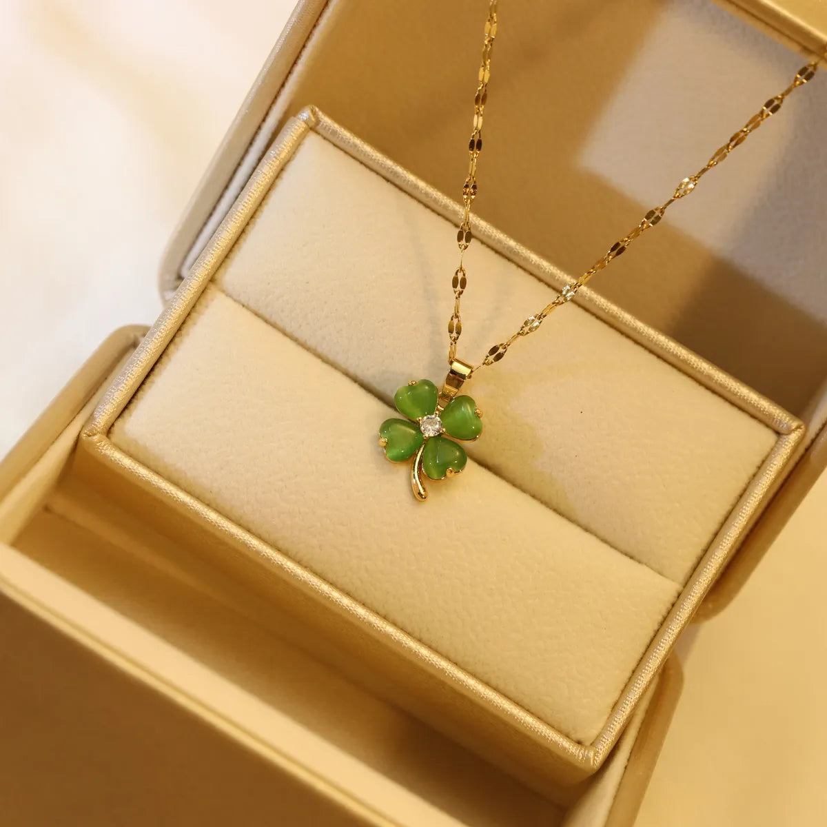 Fashion Four Leaf Clover Titanium Steel Inlay Opal Necklace