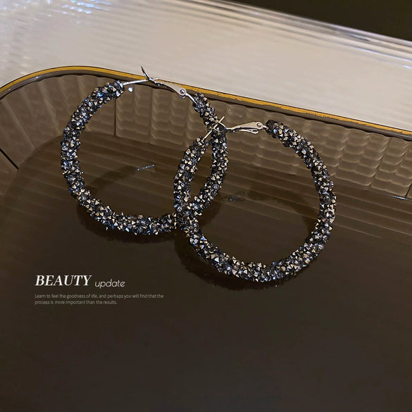 Fashion Geometric Alloy Earrings With Diamond Accents Exaggerated Statement Design For A Bold Temperament Style
