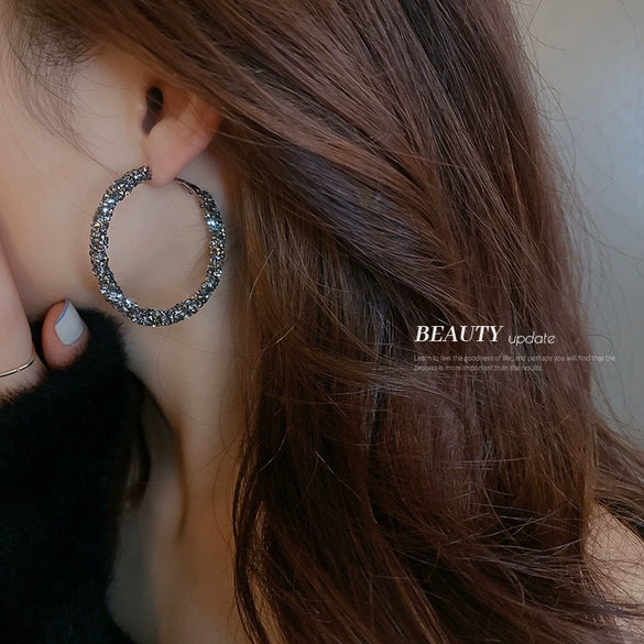 Fashion Geometric Alloy Earrings With Diamond Accents Exaggerated Statement Design For A Bold Temperament Style