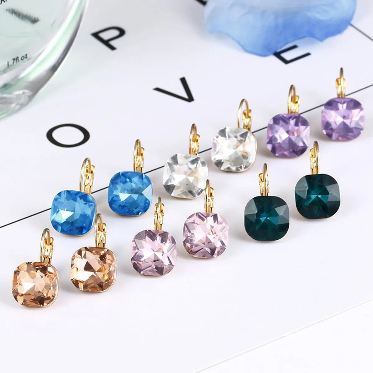 Fashion Geometric Alloy Inlay Artificial Gemstones Women'S Drop Earrings 1 Pair