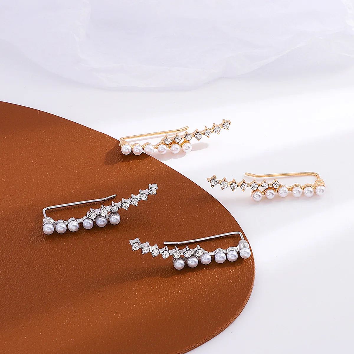 Fashion Geometric Alloy Inlay Artificial Pearls Zircon Women's Ear Clips