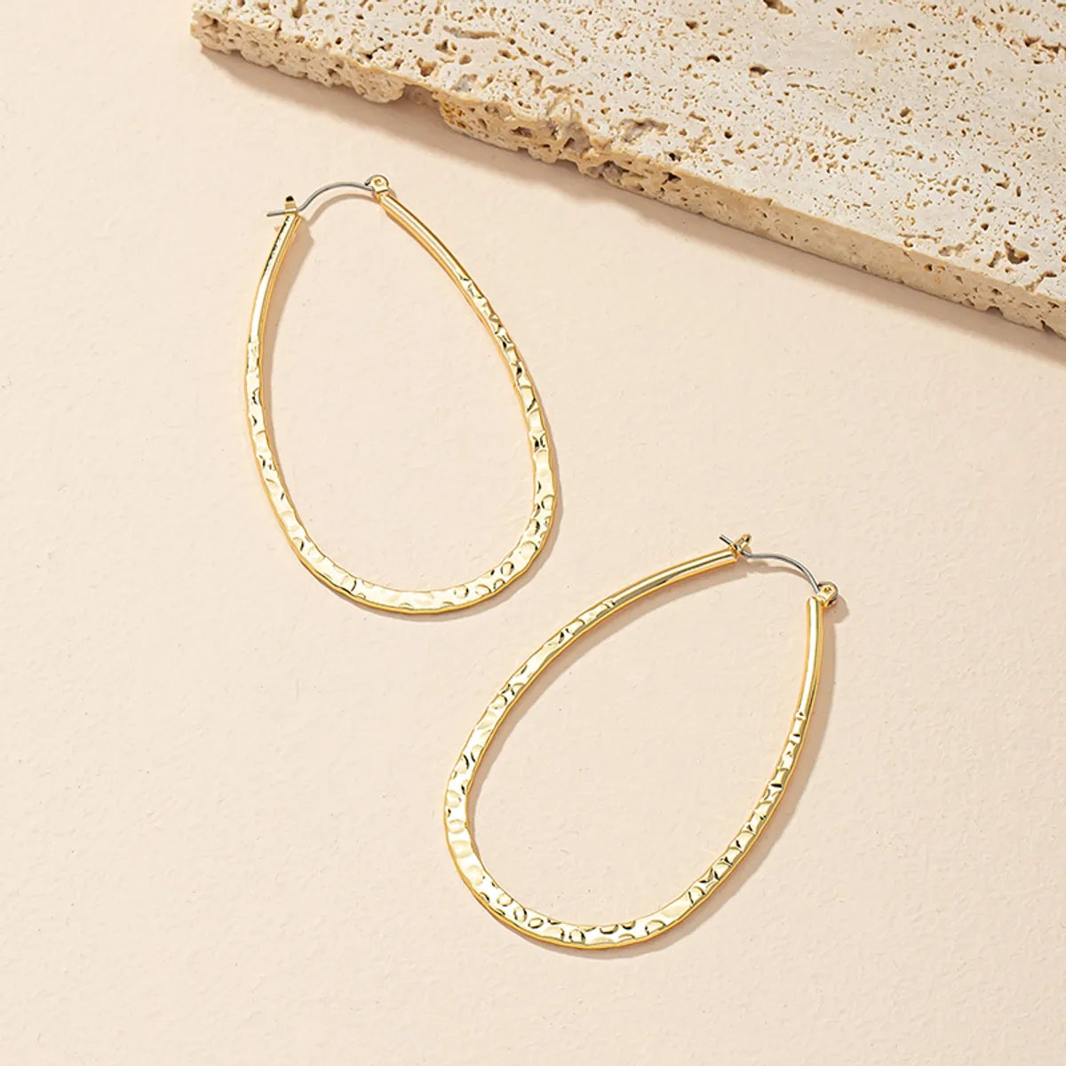 1 Pair Fashion Geometric Plating Alloy Hoop Earrings