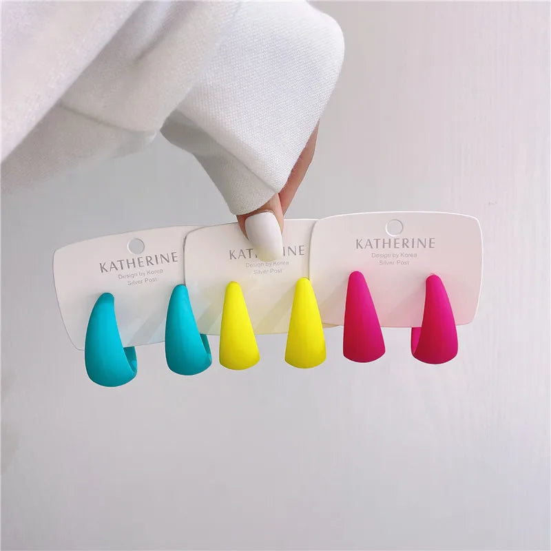 Fashion Geometric Arylic Alloy Spray Paint Ear Clips Earrings